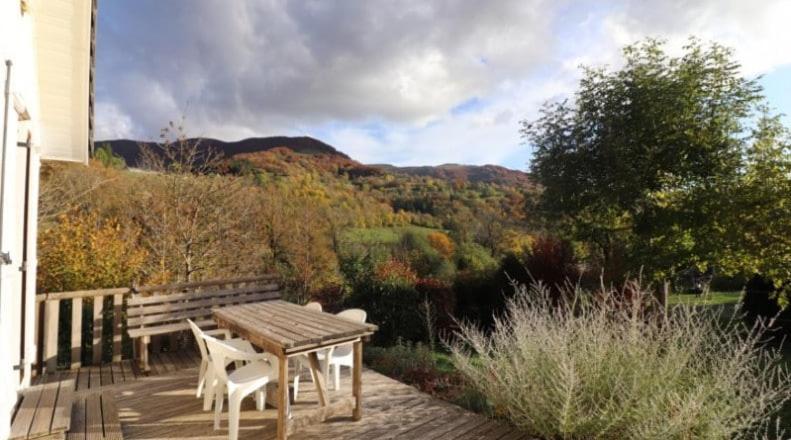 Cantal Gite Au Pied Du Griou Super Lioran Saint-Jacques-des-Blats Extérieur photo